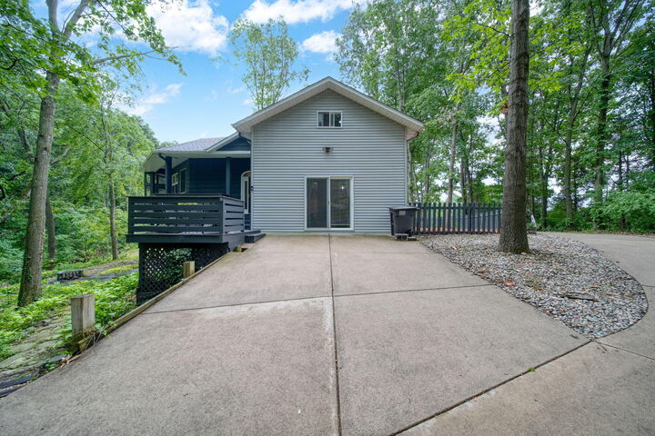 Property Photo: 11401 Waterman Road MI 49230