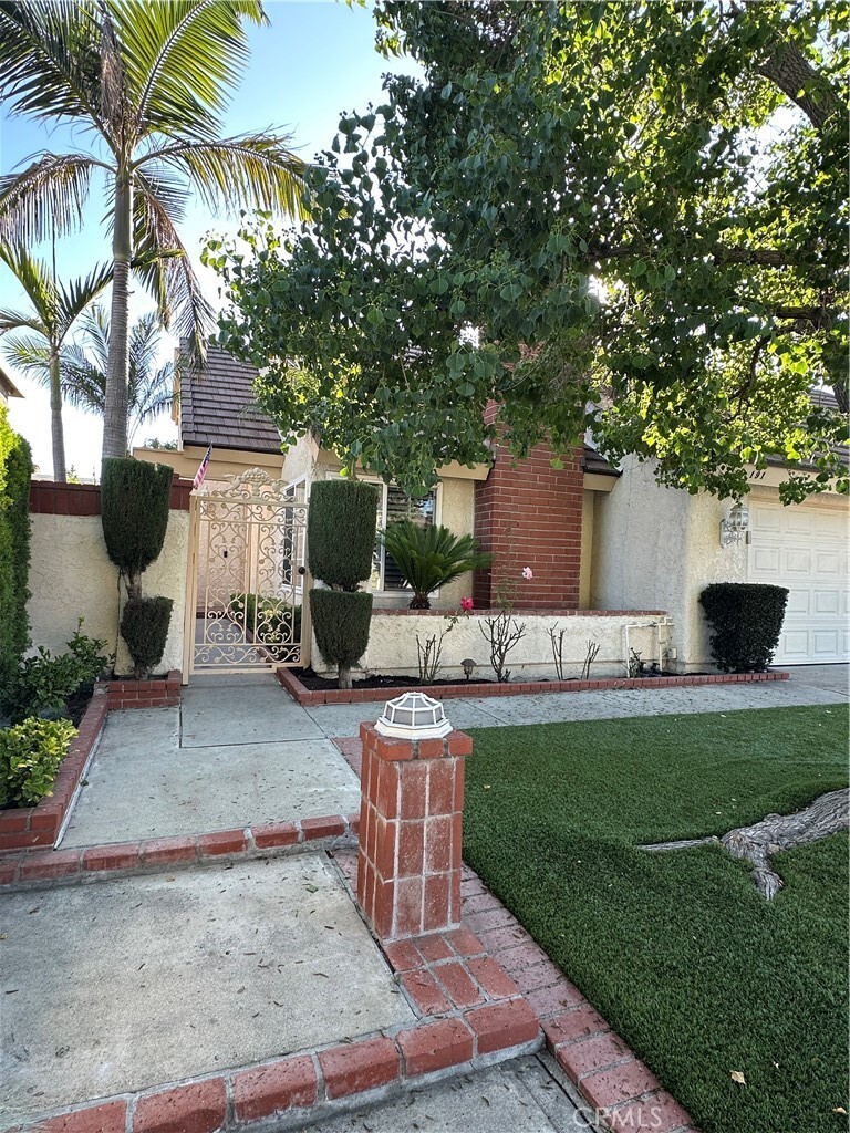Property Photo: 191 N Paseo Rio Moreno CA 92807