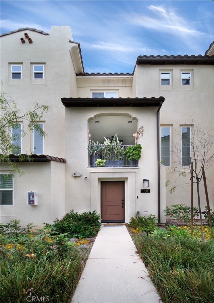 Property Photo:  330 Ford Road  CA 92627 