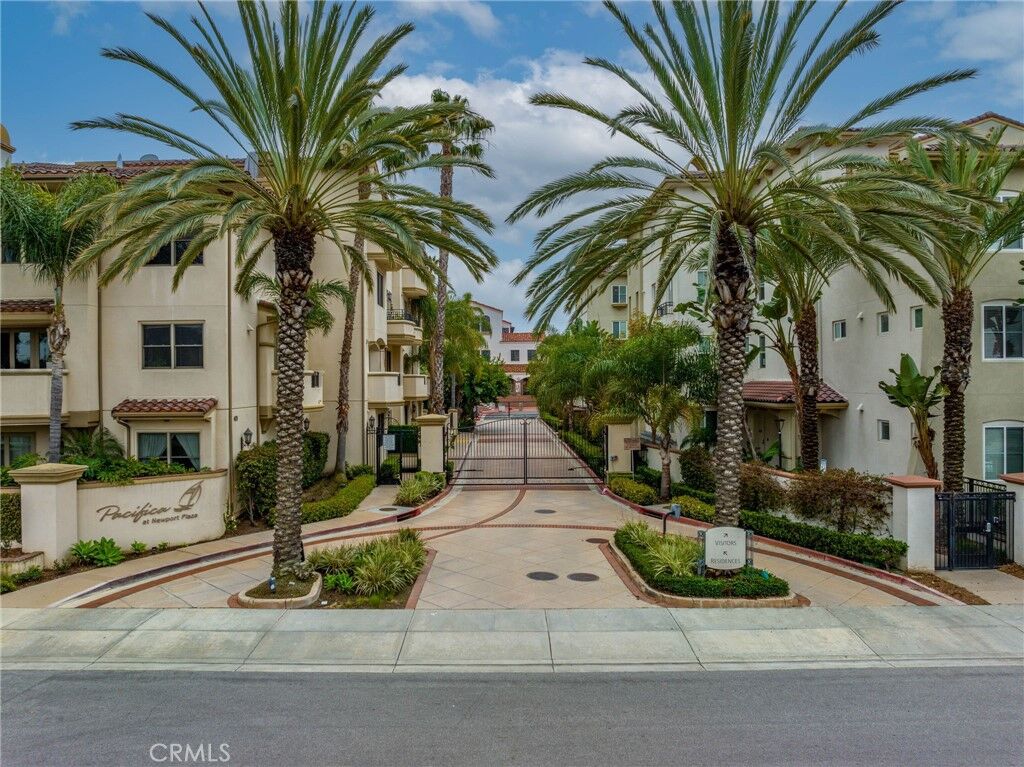 Property Photo: 401 Bernard Street 406 CA 92627