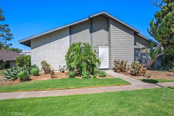 Property Photo: 6258 Avenue Juan Diaz CA 92509