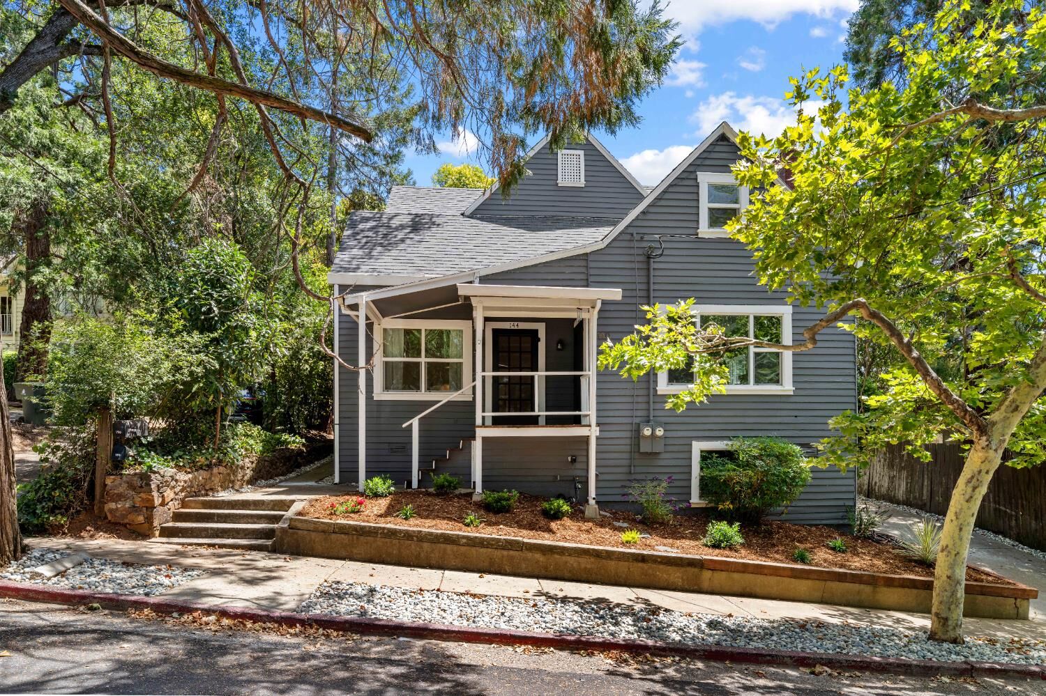 Property Photo:  140 Parkside Terrace  CA 95603 