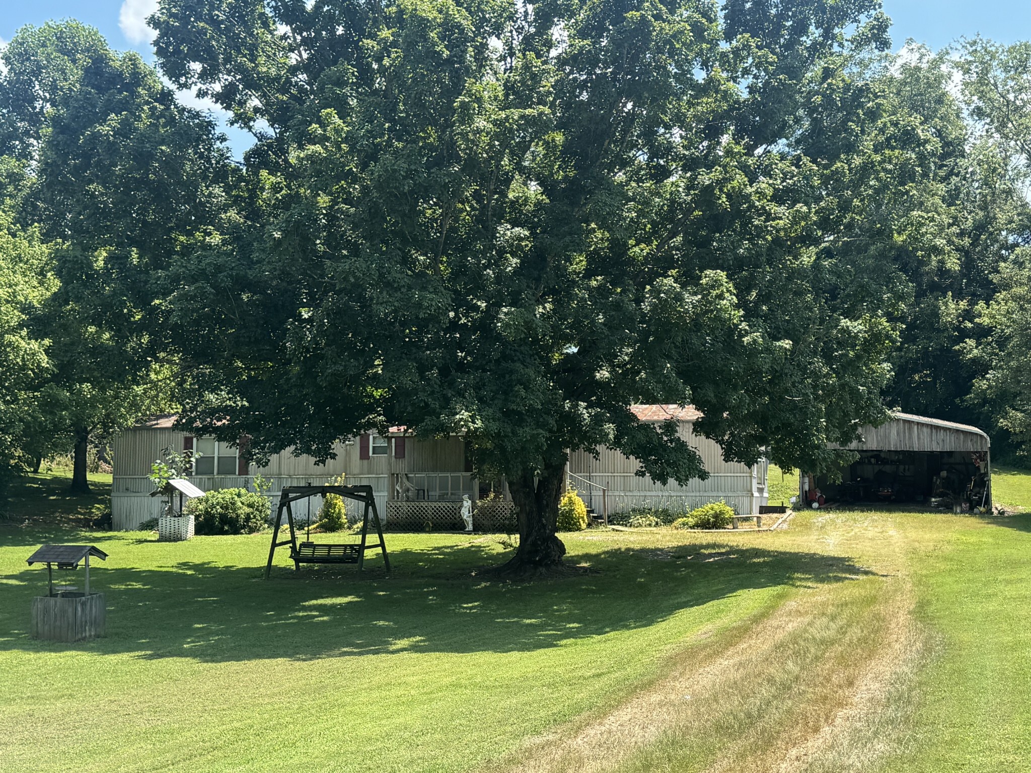 Property Photo: 120 Bumpus Mills School Rd TN 37028