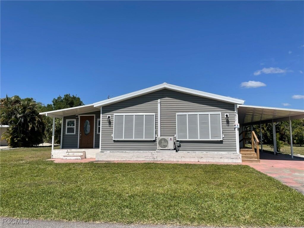 Property Photo:  5611 Captain John Smith Loop  FL 33917 