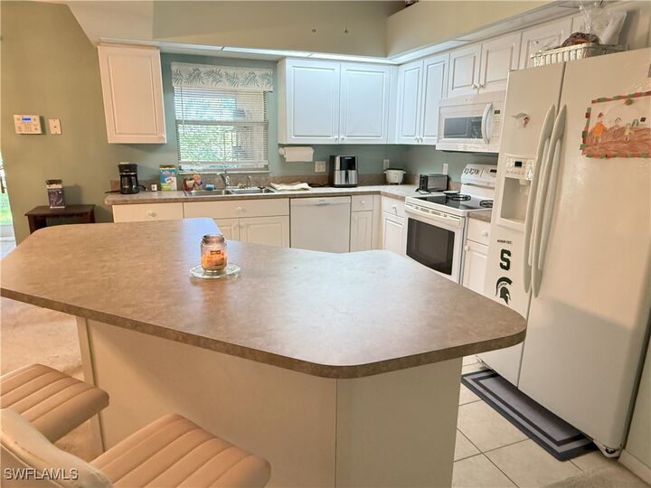 Property Photo: 808 Sea Urchin Circle FL 33913