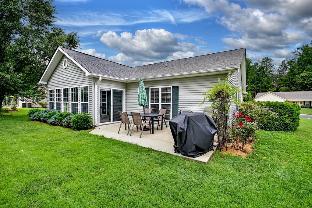 Property Photo:  66 Westward Lane  GA 30513 