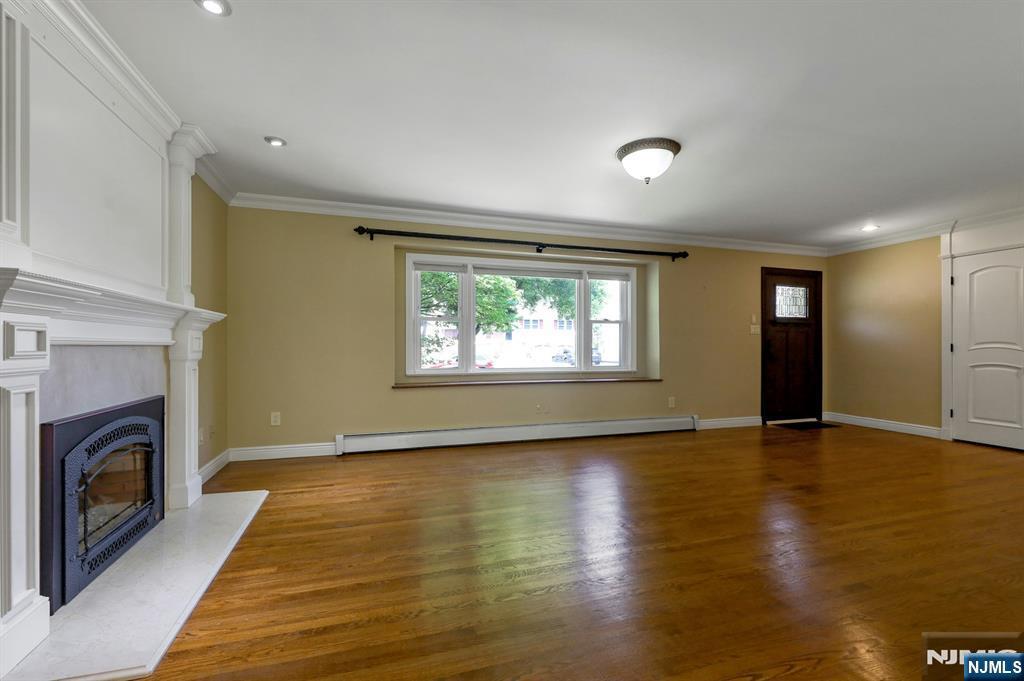 Property Photo: 161 Jeffer Court NJ 07450