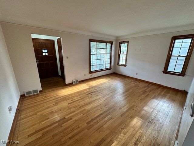 Property Photo:  2531 North Avenue  OH 44134 