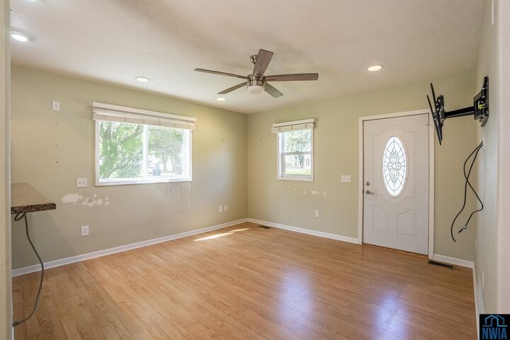 Property Photo: 626 3rd St SW IA 51031