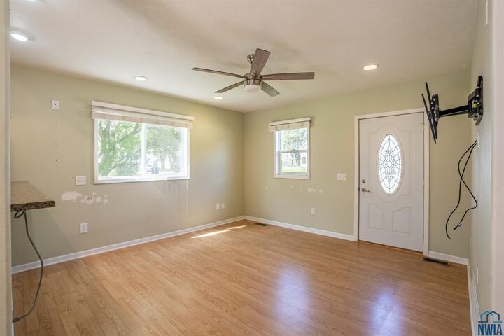 Property Photo: 626 3rd St SW IA 51031
