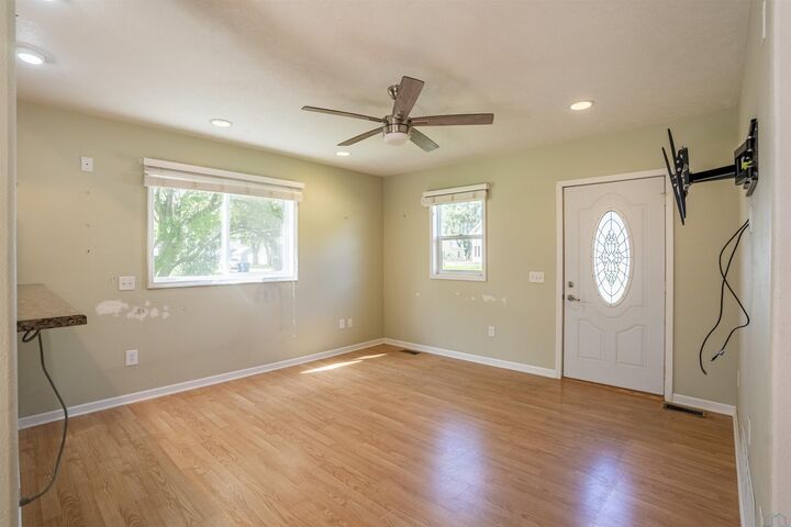 Property Photo: 626 3rd St SW IA 51031