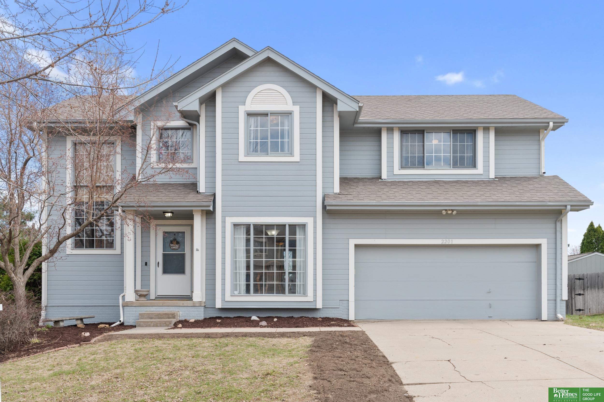 Property Photo:  2201 Queen Drive  NE 68046 