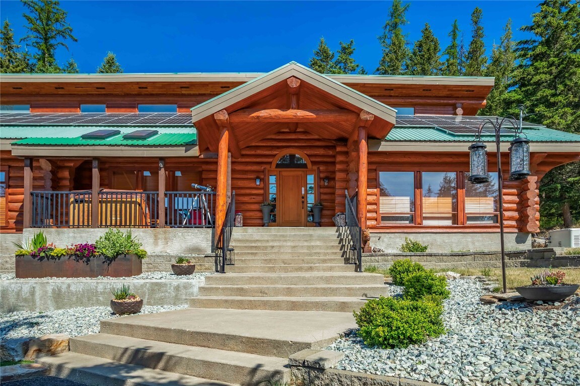 5738 Goudie Road  Kelowna BC V1P 1M4 photo