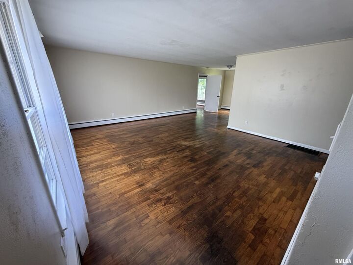 Property Photo:  517 Frederick Street  IL 62948 