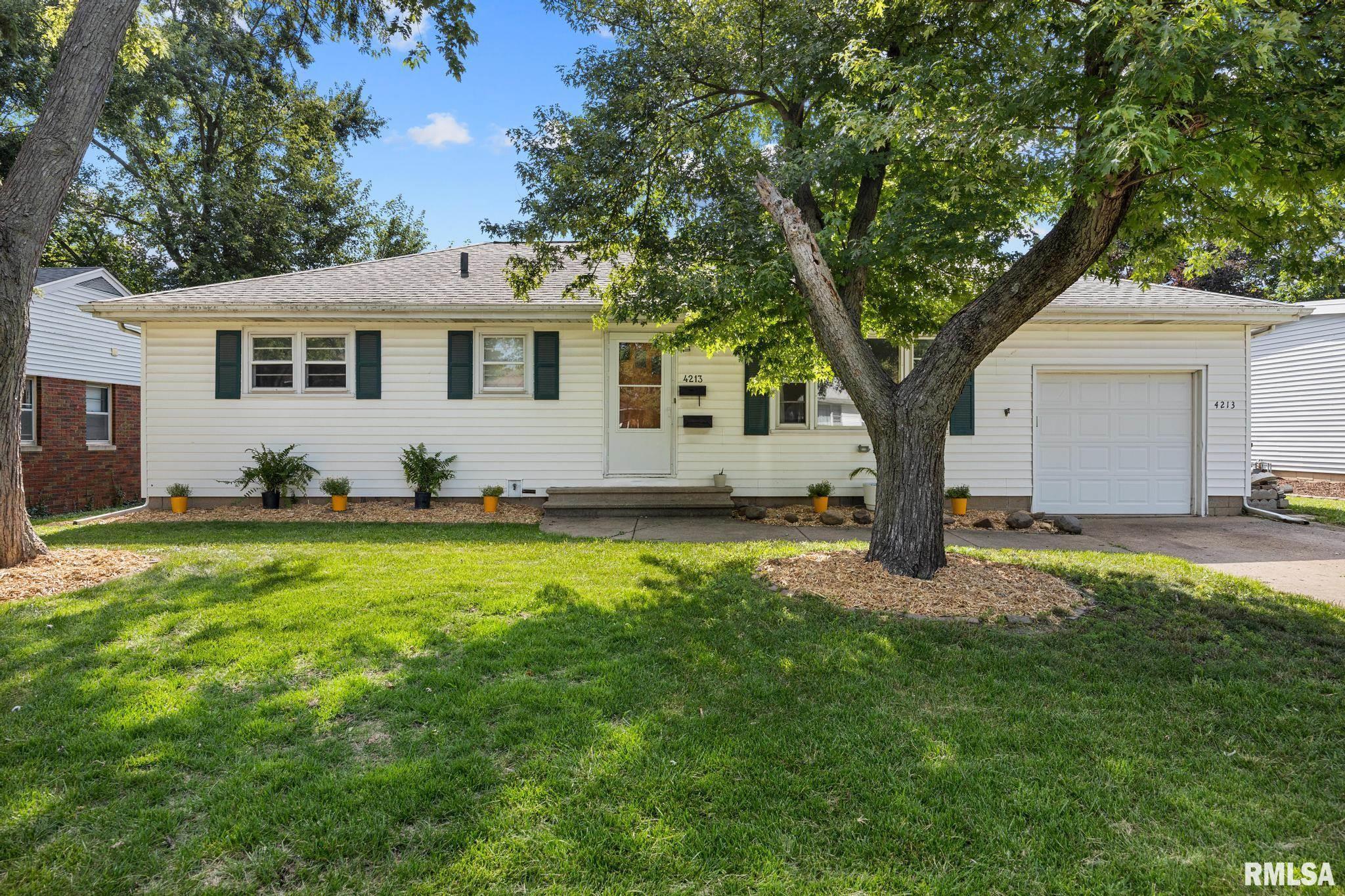 Property Photo:  4213 N Wycliffe Road  IL 61614-7436 