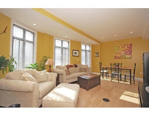 Property Photo:  424 Massachusetts Ave Unit#2R  MA 02118 