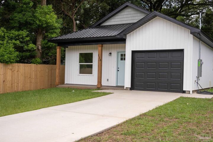Property Photo:  113 Hansen Blvd  FL 32505 