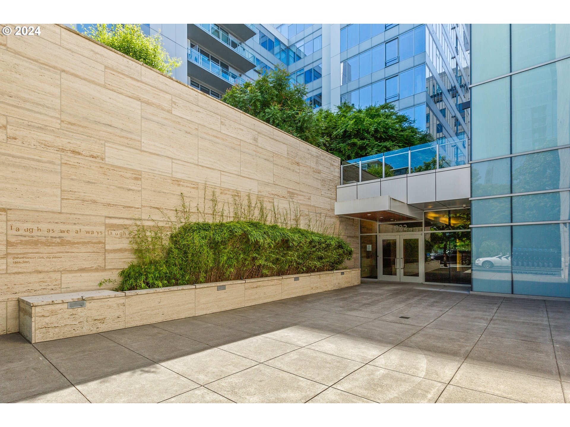 Property Photo: 1001 NW Lovejoy St 390 OR 97209