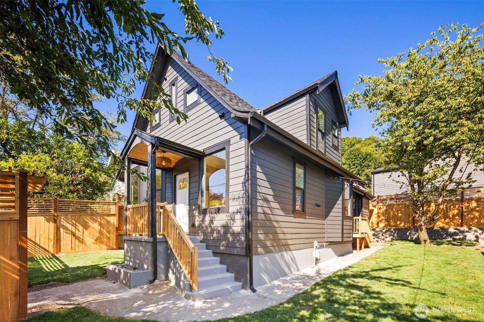 Property Photo: 5916 18th Avenue S WA 98108