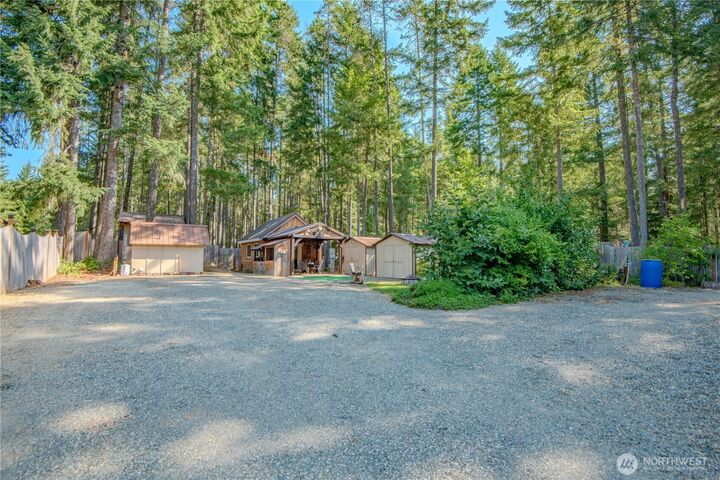 Property Photo:  30 N Brook Lane  WA 98548 