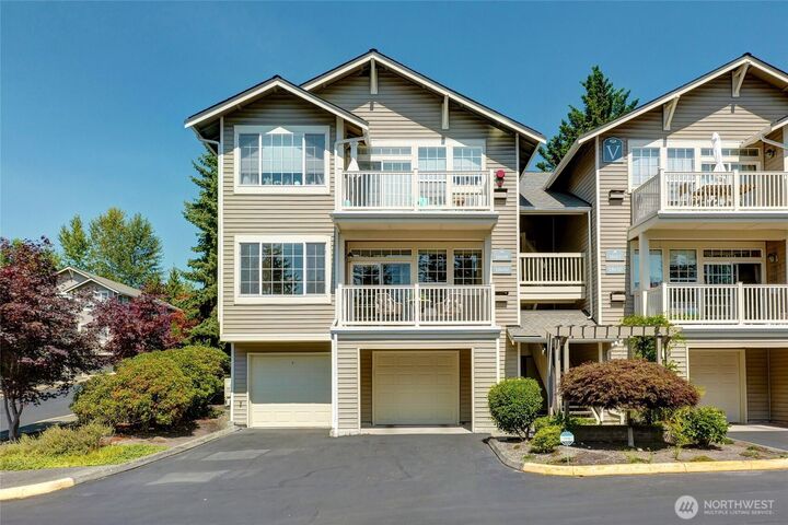 Property Photo:  18606 NE 57th Street  WA 98052 