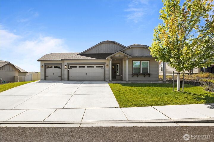 Property Photo: 3616 Pintail Lane WA 99301