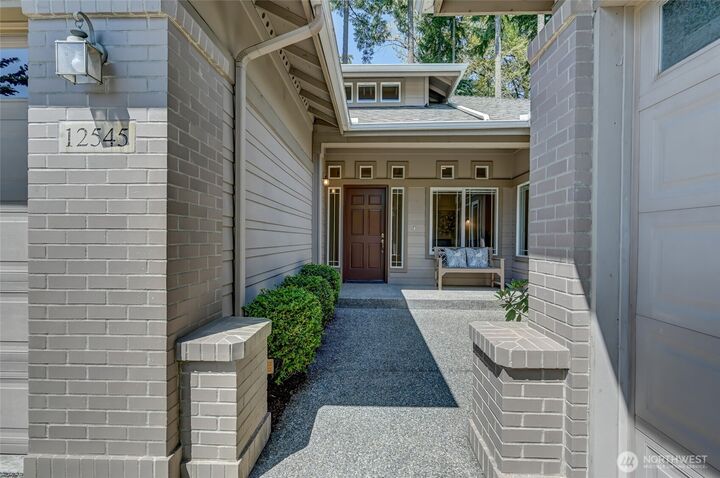 Property Photo:  12545  237th Way NE  WA 98053 