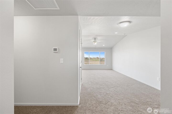 Property Photo: 1505 7th Avenue NE WA 98848
