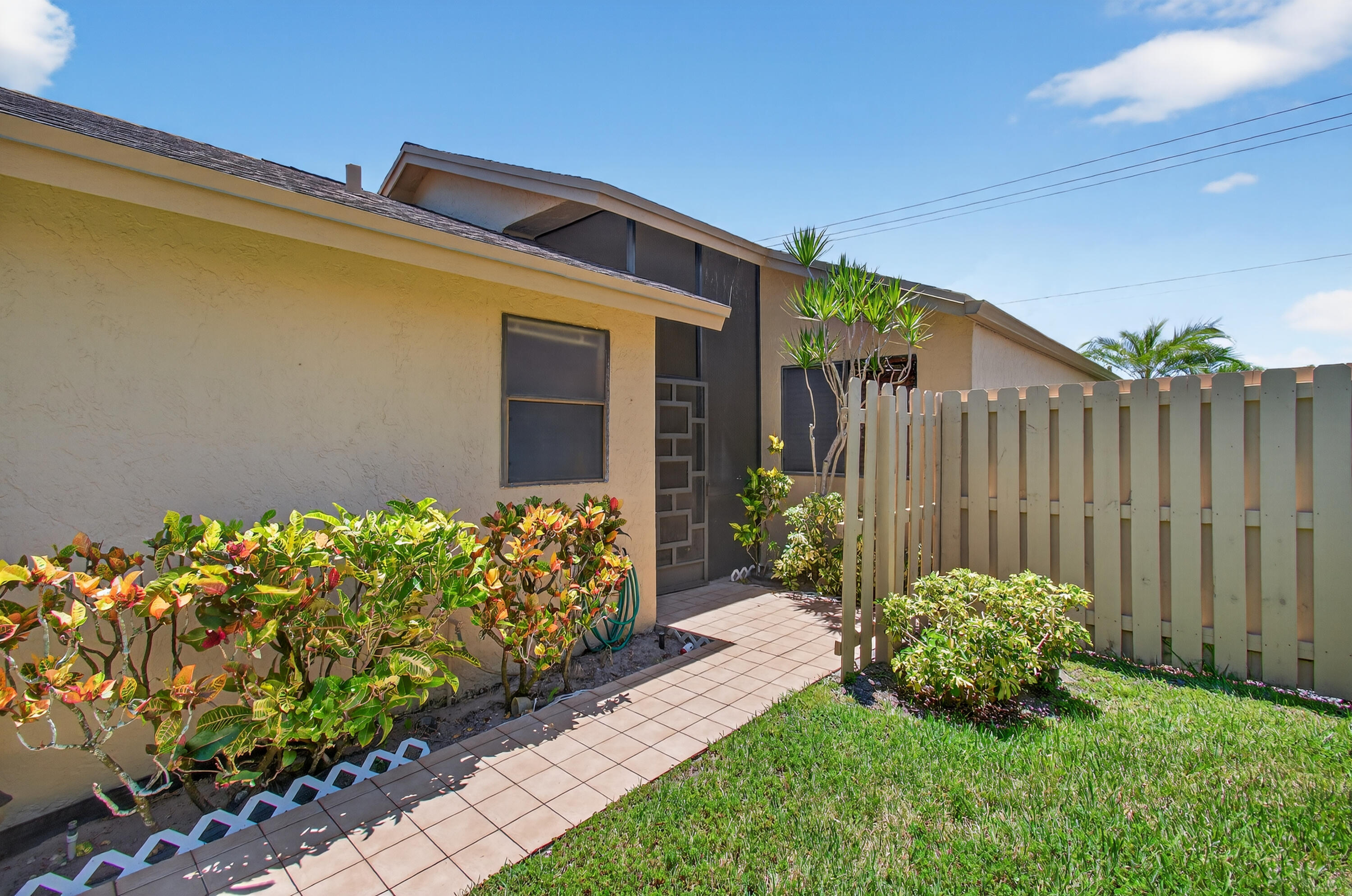 Property Photo:  3250 NW 10th Street  FL 33445 
