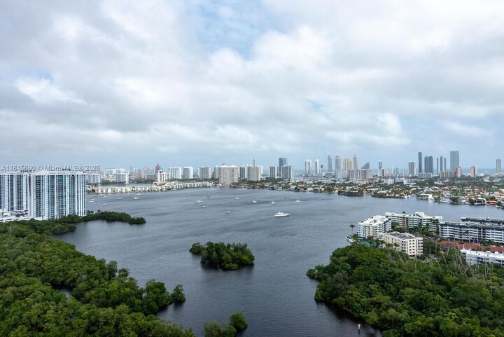 Property Photo: 16385 Biscayne Blvd 2904 FL 33160