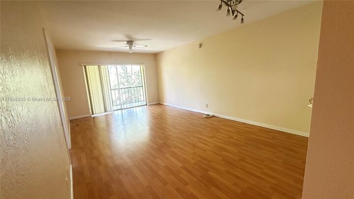 8060 Fairview Dr 208  Tamarac FL 33321 photo