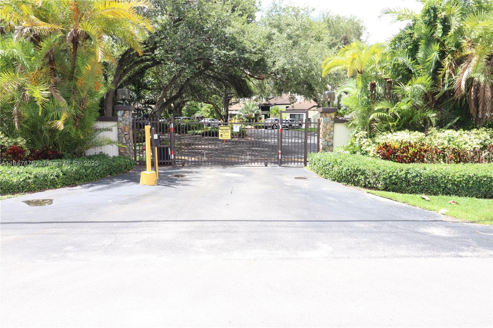 Property Photo: 8626 SW 94th St FL 33156