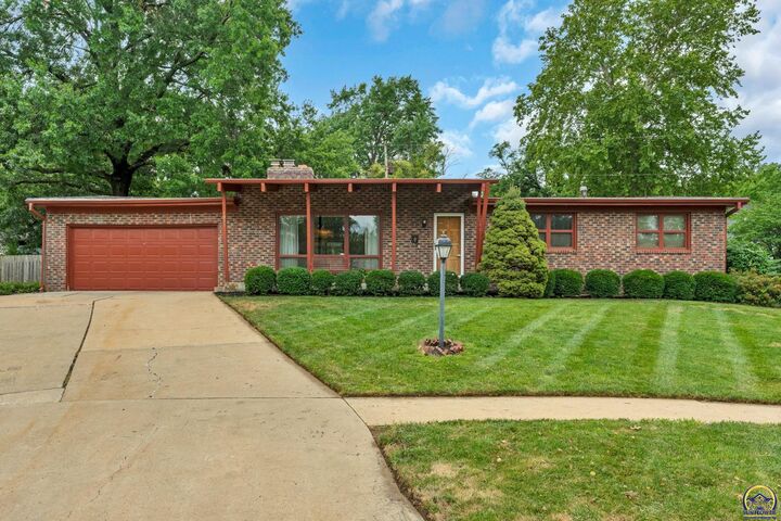 1921 SW Damon Ct  Topeka KS 66611 photo