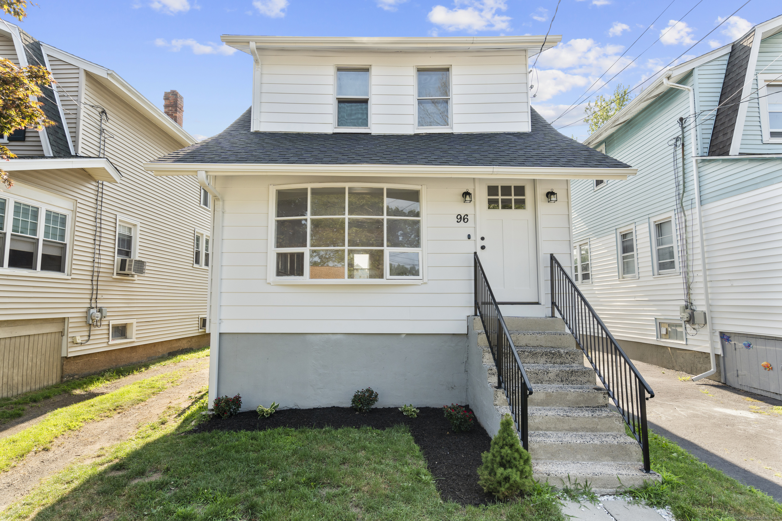 Property Photo:  96 Henry Street  CT 06512 