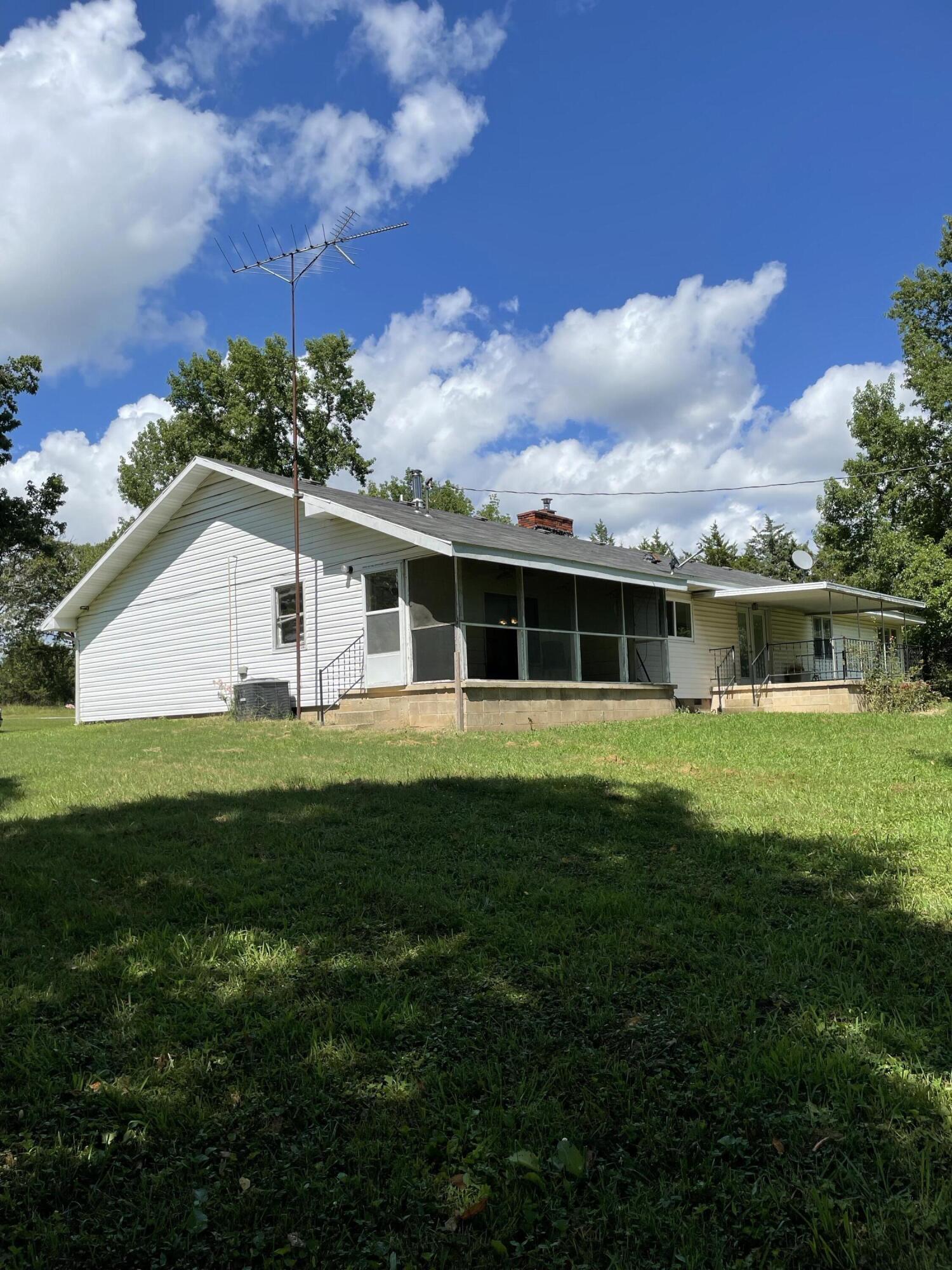 Property Photo:  1395-A Rural Route 4 Road  MO 65608 