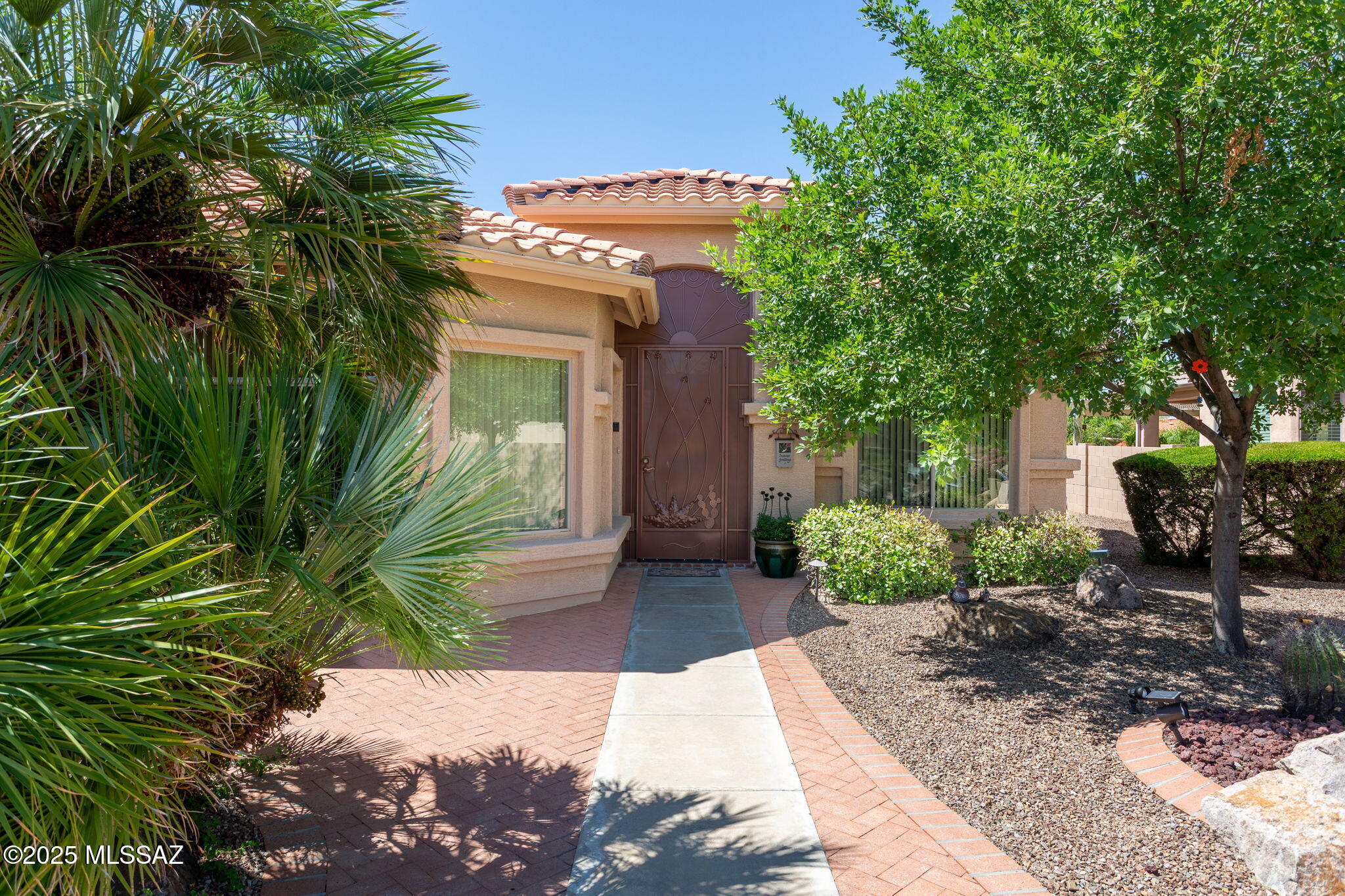 Property Photo: 61783 E Sandlewood Road AZ 85739
