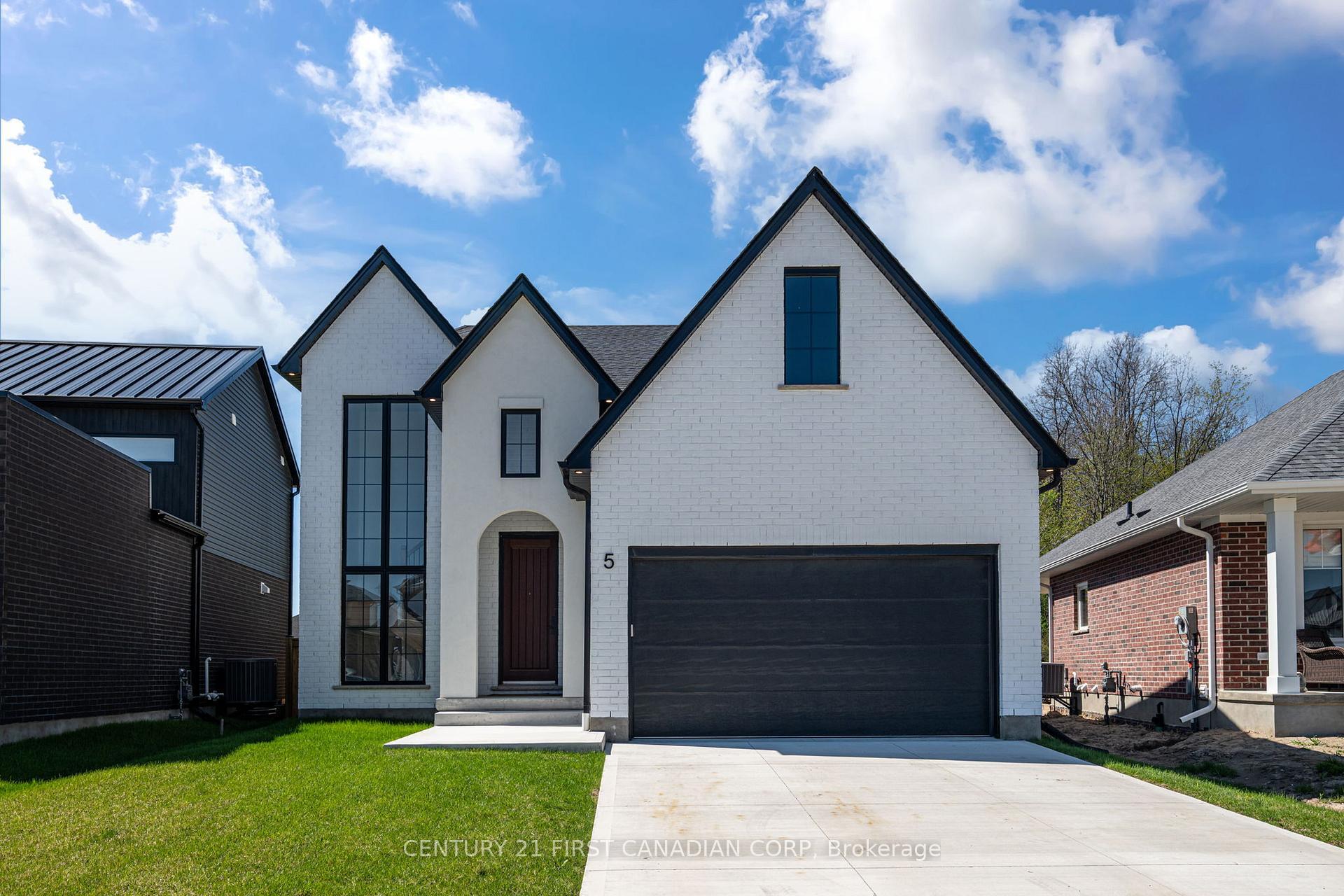 Property Photo:  5 Hartland Circle  ON N5R 6J8 