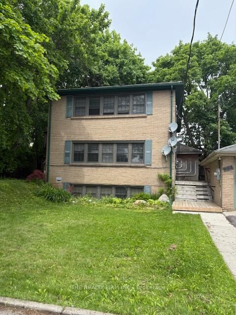 Property Photo: 7076 Longwoods Road ON N6P 1P9