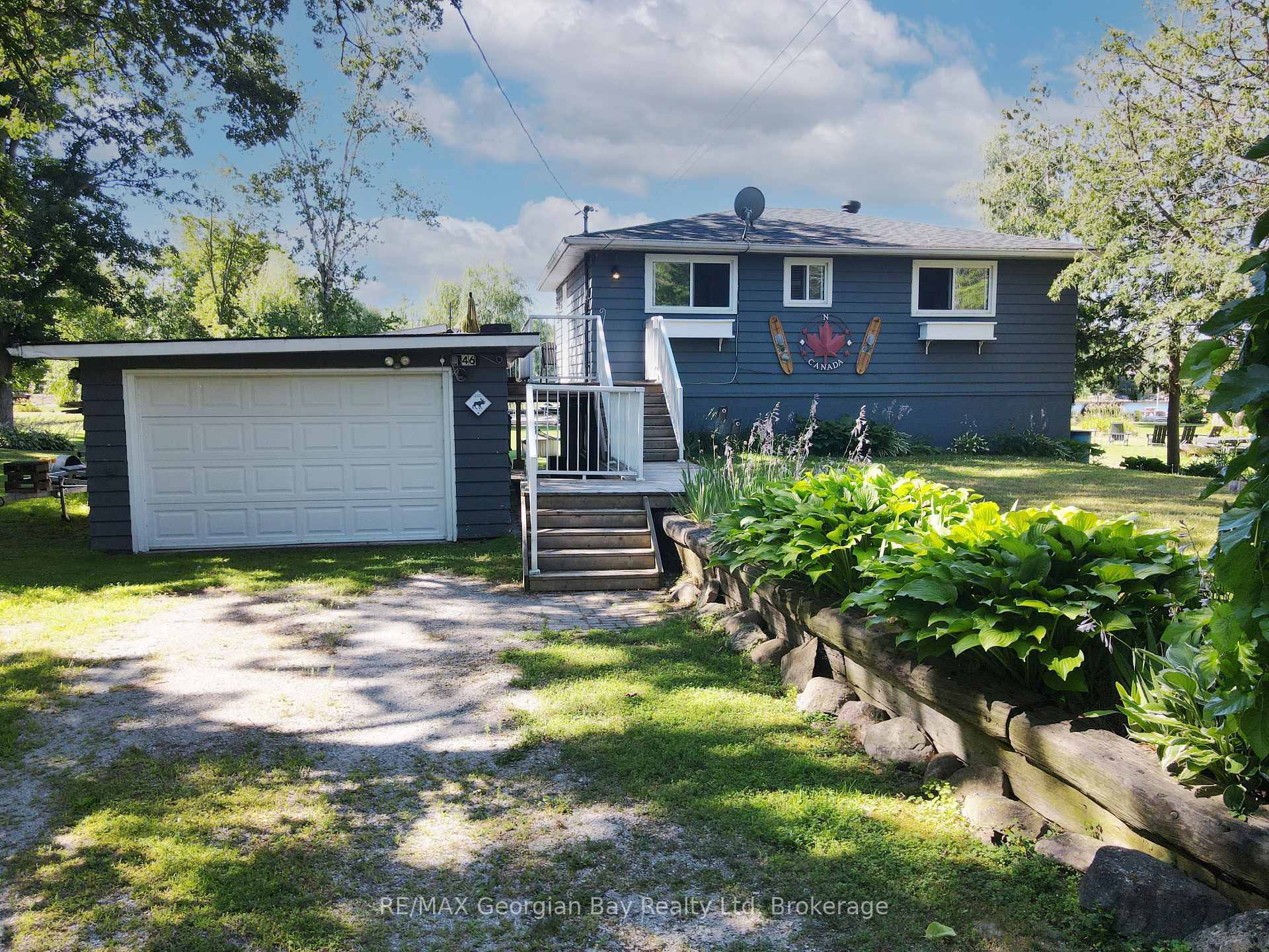 46 Forest Harbour Parkway  Tay ON L0K 2C0 photo