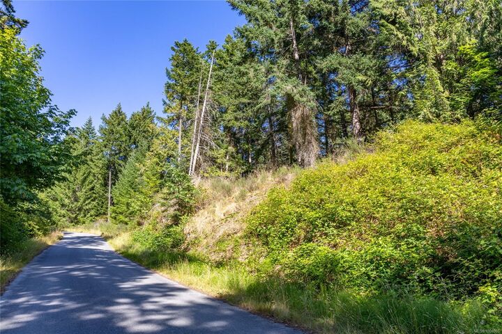 Property Photo: 9904 Castle Rd BC V0N 2M3