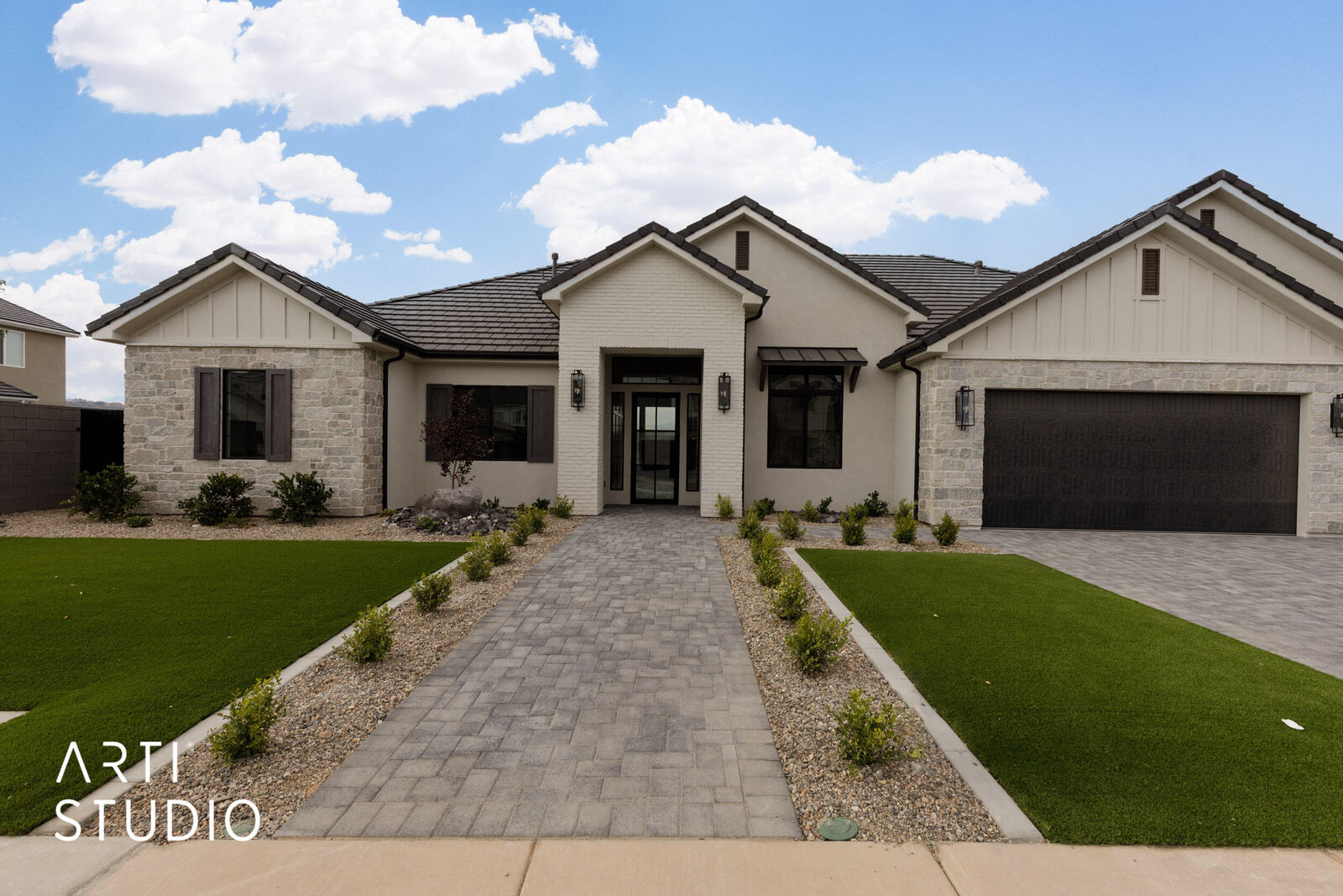 Property Photo:  2627 E Moorland Dr  UT 84790 