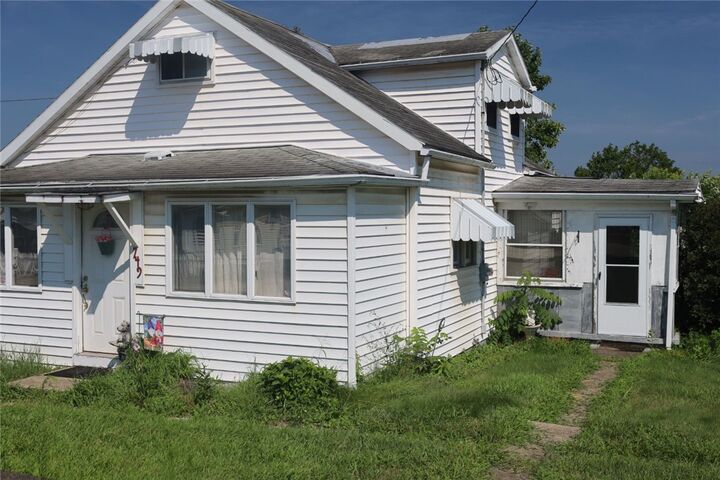 Property Photo:  749 Wilmington St  PA 15301 