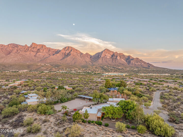 11484 N 1st Avenue  Tucson AZ 85737 photo