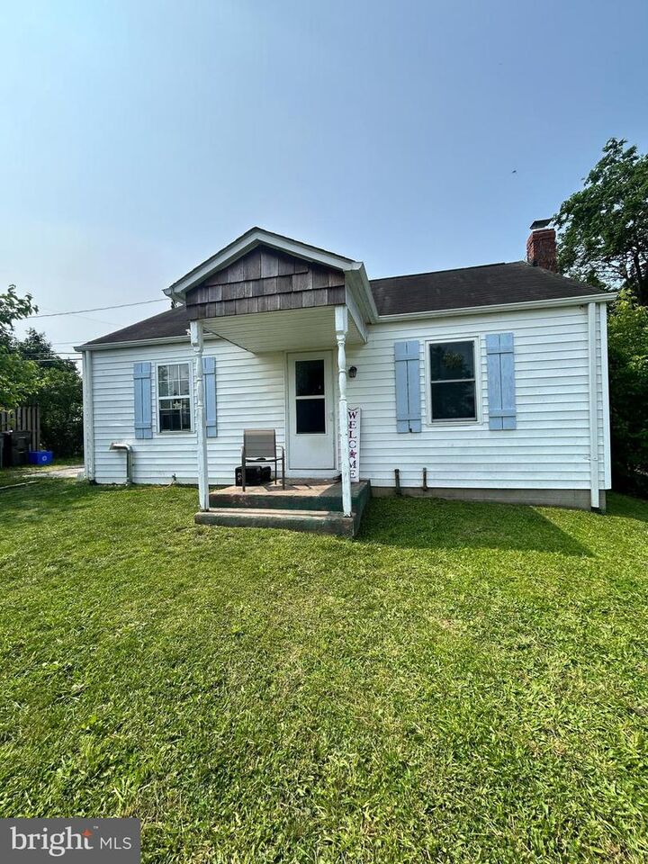 Property Photo: 815 Woodland Avenue VA 22601