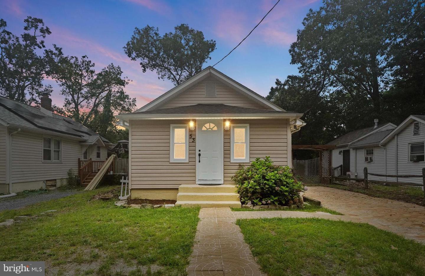 Property Photo:  53 Poppy Street  NJ 08015 