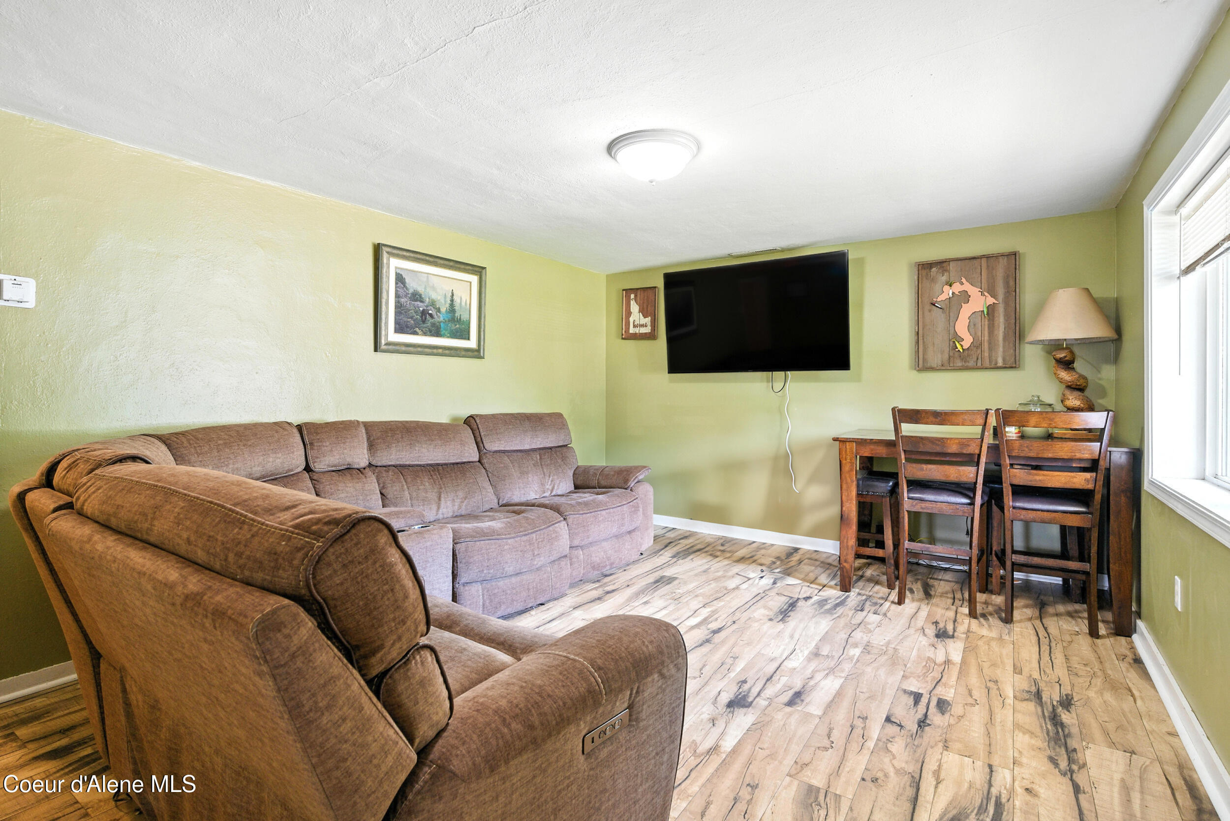 Property Photo:  1523 Main Street  ID 83864 