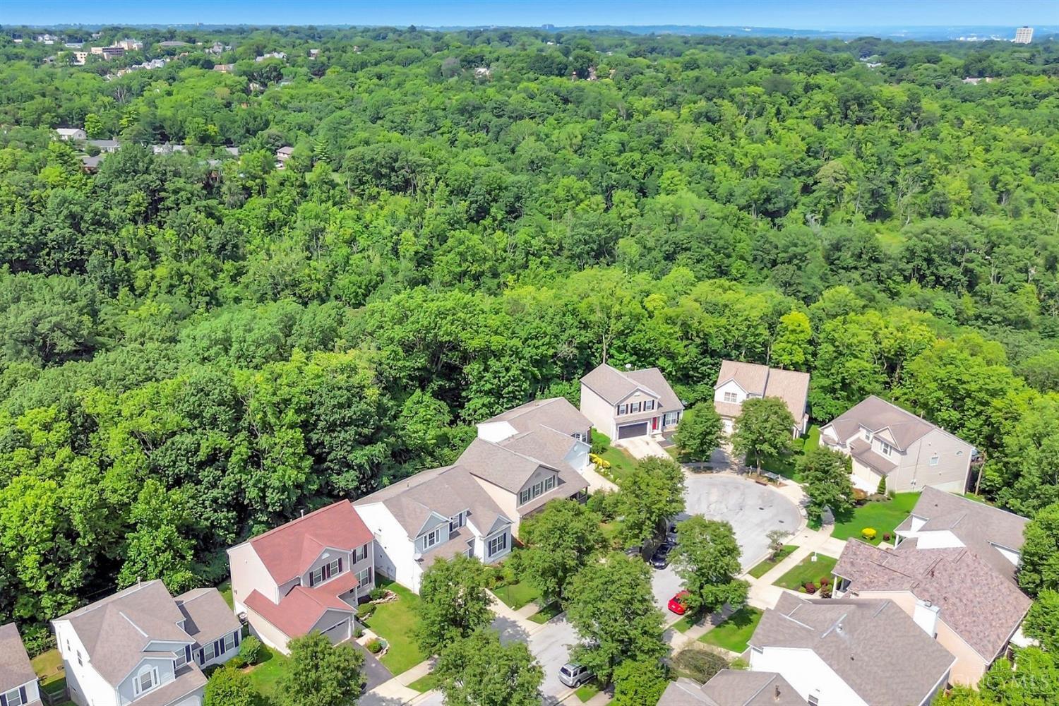 Property Photo: 2348 Oaktree Place OH 45238