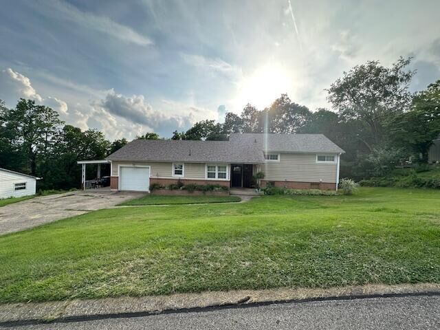Property Photo:  737 Glenwood Drive  OH 43138 