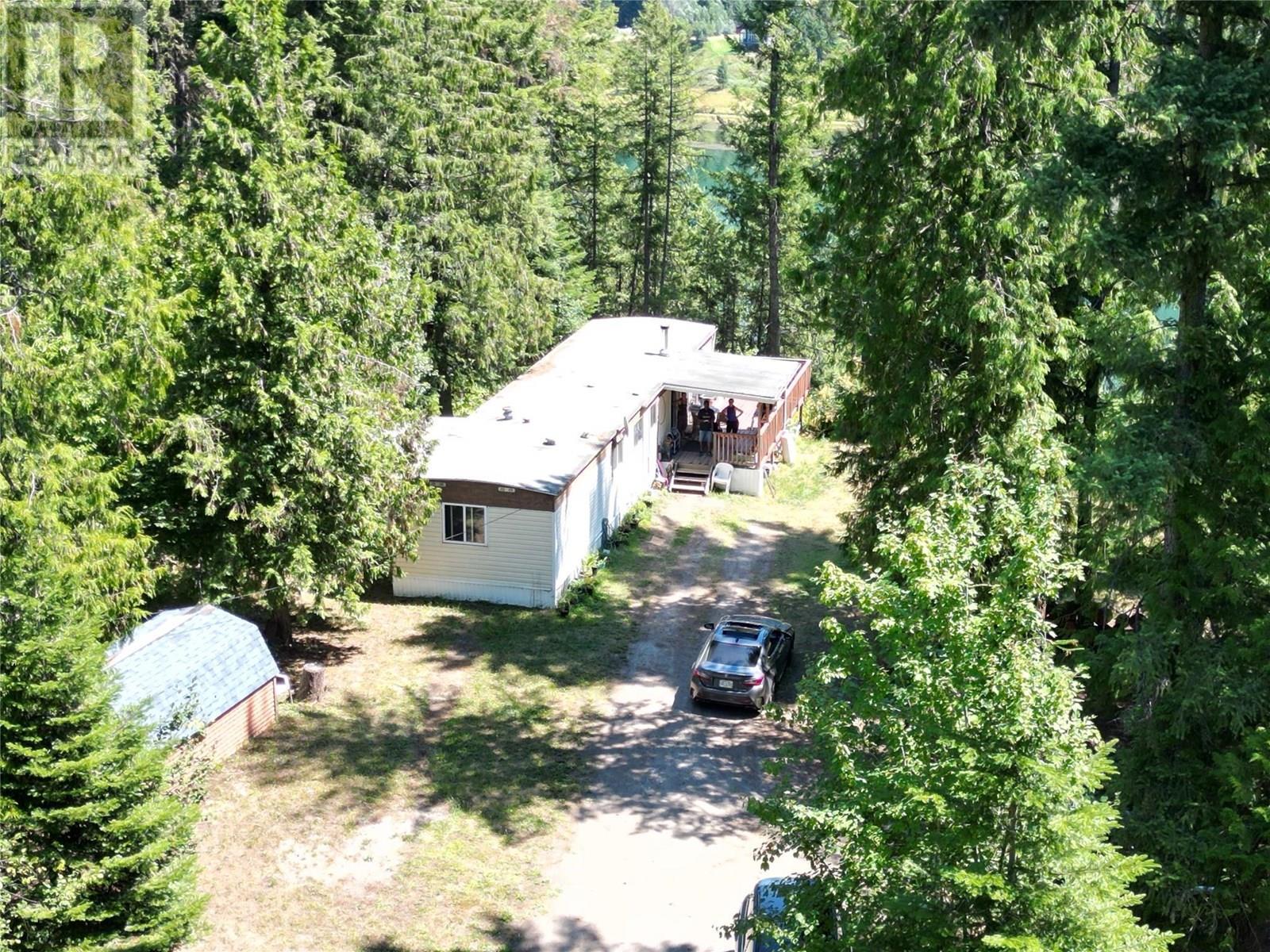 Property Photo:  2048 Highway 3A Other  BC V1N 4N1 