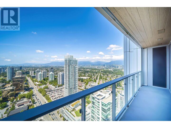 Property Photo: 6000 McKay Avenue 4005 BC V5H 0K2